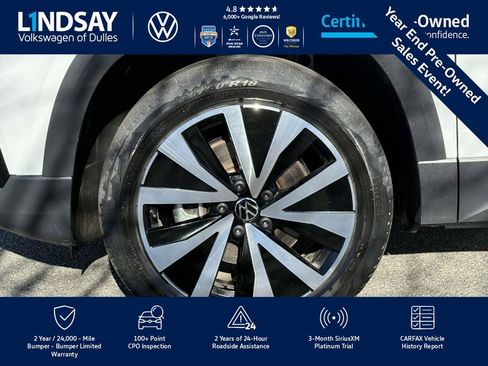 Certified 2022 Volkswagen Taos SE image 9