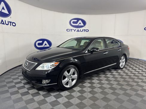 Used 2010 Lexus LS 460 w/ Luxury Value Edition RWD image 7