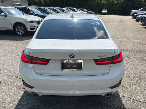 Used 2022 BMW 330i Sedan w/ Driving Assistance Package RWD image 6