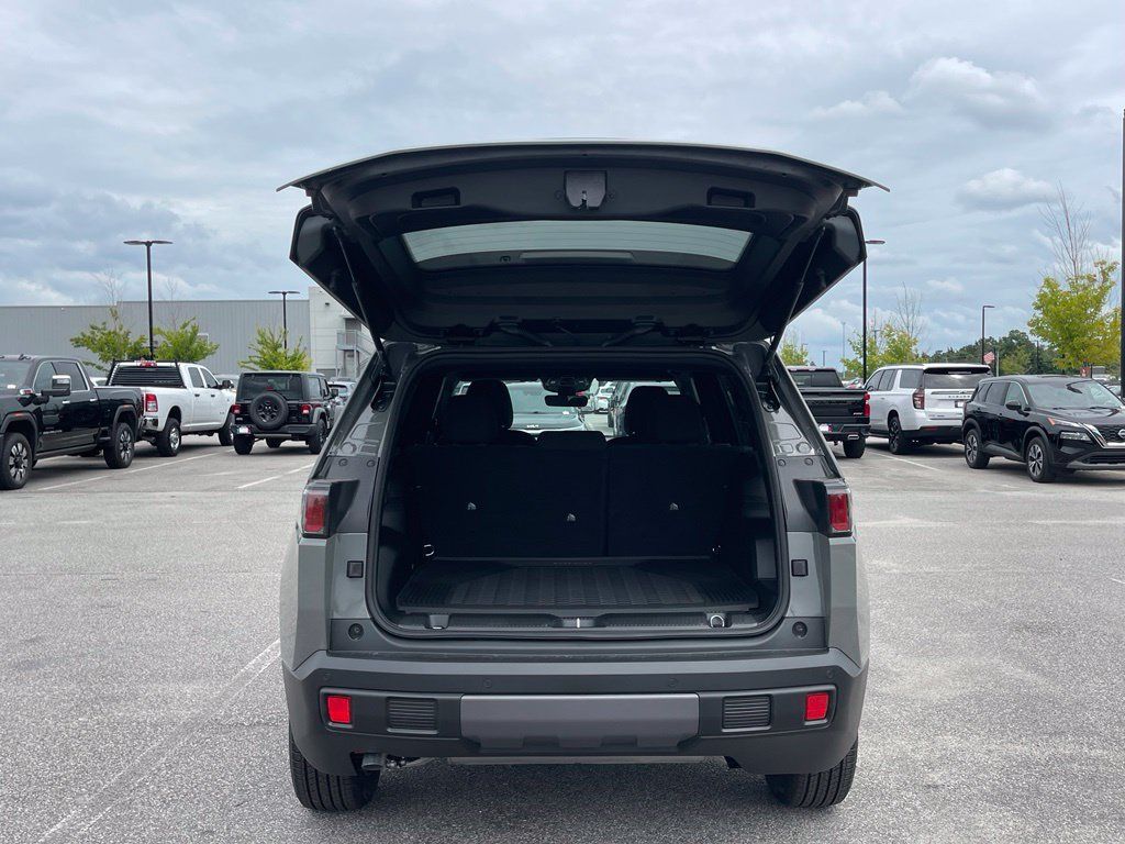 New 2026 Jeep Cherokee Laredo AWD/4WD image 18