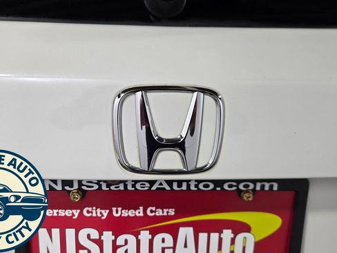 Used 2018 Honda HR-V EX image 28