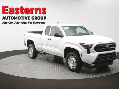 Used 2024 Toyota Tacoma SR RWD image 46