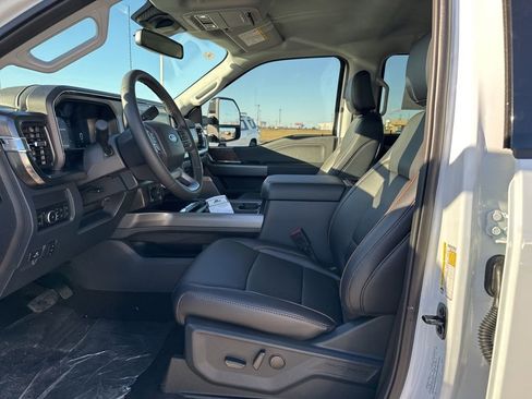 New 2026 Ford F350 Lariat w/ FX4 Off-Road Package image 14