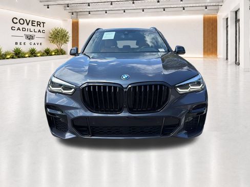 Used 2022 BMW X5 xDrive45e w/ M Sport Package AWD/4WD image 3