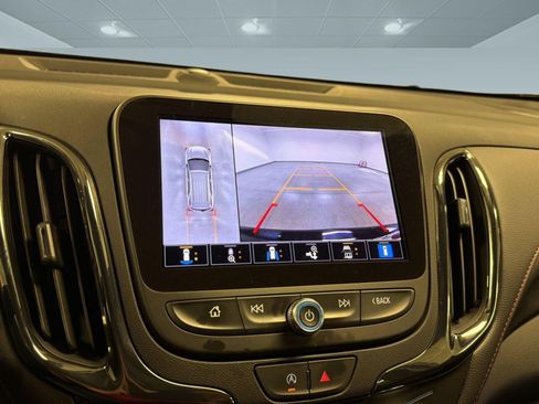 Used 2024 Chevrolet Equinox RS FWD image 20