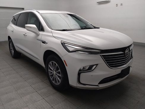 Used 2022 Buick Enclave Premium FWD image 13