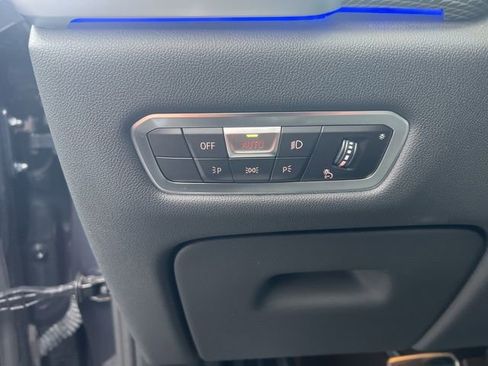 Used 2022 BMW X5 M50i image 8