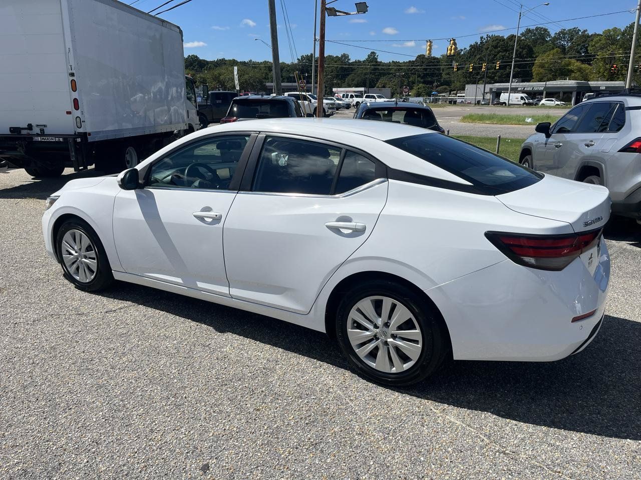 Used 2021 Nissan Sentra S FWD image 9