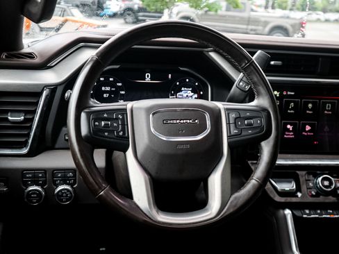 Used 2024 GMC Sierra 2500 Denali w/ Technology Package AWD/4WD image 6