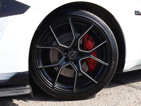 Used 2021 Ford Mustang GT w/ Equipment Group 301A RWD image 5