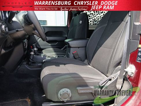 Used 2021 Jeep Wrangler Sport image 14