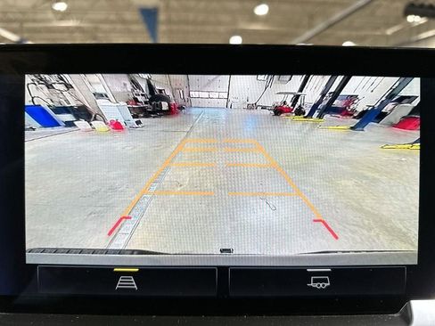 Used 2023 Chevrolet Silverado 1500 LT image 23