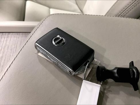 Used 2021 Volvo XC60 T5 Inscription w/ Climate Package AWD/4WD image 13