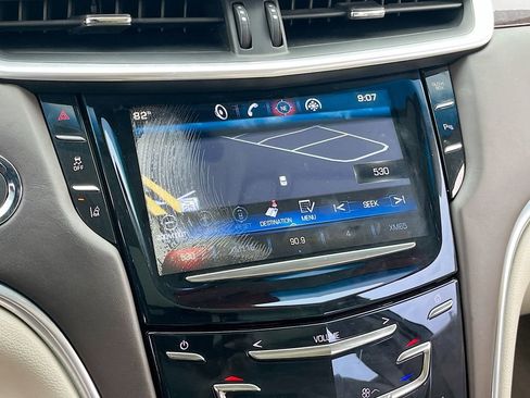 Used 2013 Cadillac XTS Platinum FWD image 13