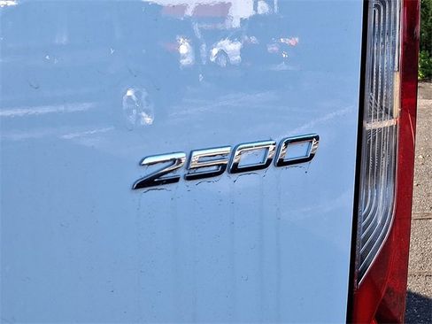 Used 2025 Mercedes-Benz Sprinter 2500 image 29