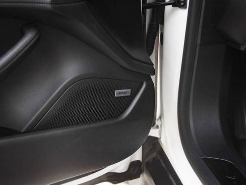 Used 2024 Porsche Taycan GTS image 20