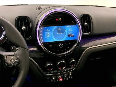 Certified 2024 MINI Cooper Countryman S w/ Signature Upholstery Package image 5