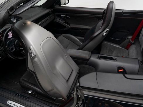 Used 2017 Porsche 911 Carrera GTS w/ GTS Interior Package RWD image 33