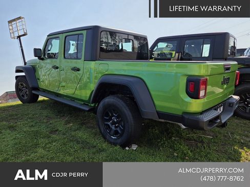 New 2026 Jeep Gladiator Sport AWD/4WD image 14