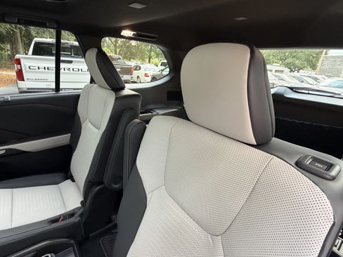 Used 2026 Lexus TX 350 AWD w/ Technology Package image 32