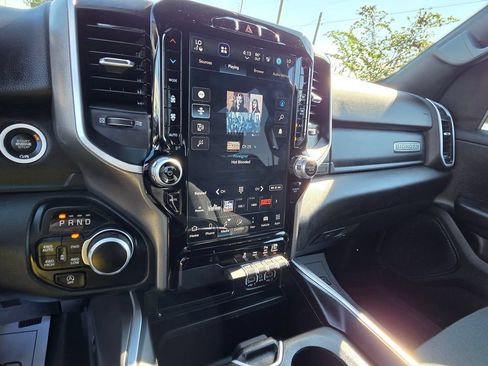 Used 2023 RAM 1500 Big Horn AWD/4WD image 27