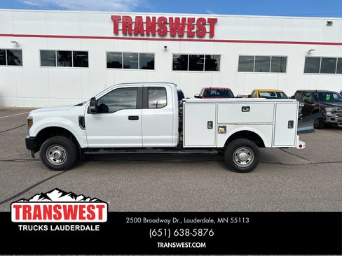 Used 2019 Ford F250 XL w/ Power Equipment Group AWD/4WD image 2