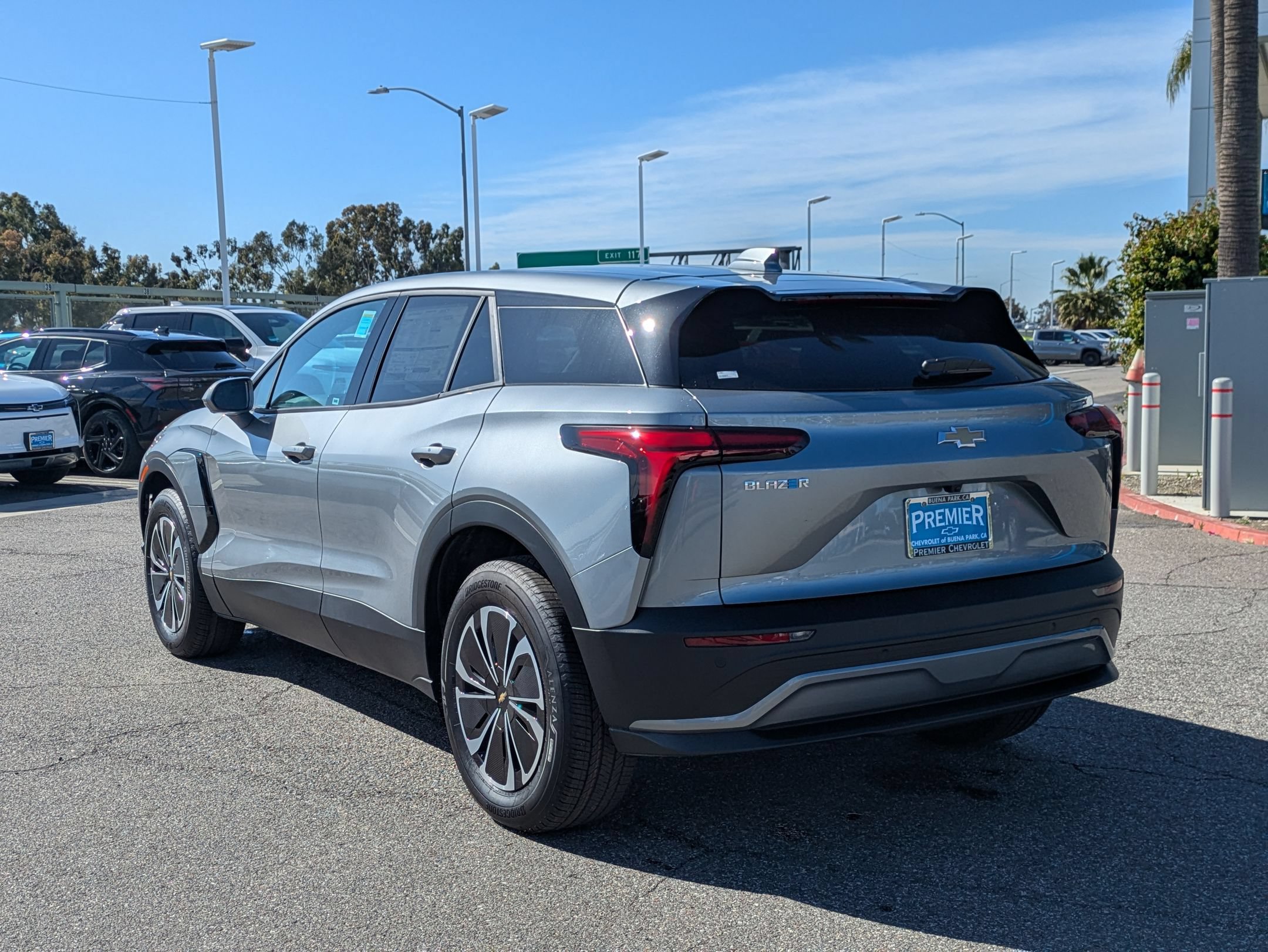 Used 2026 Chevrolet Blazer EV LT FWD image 3