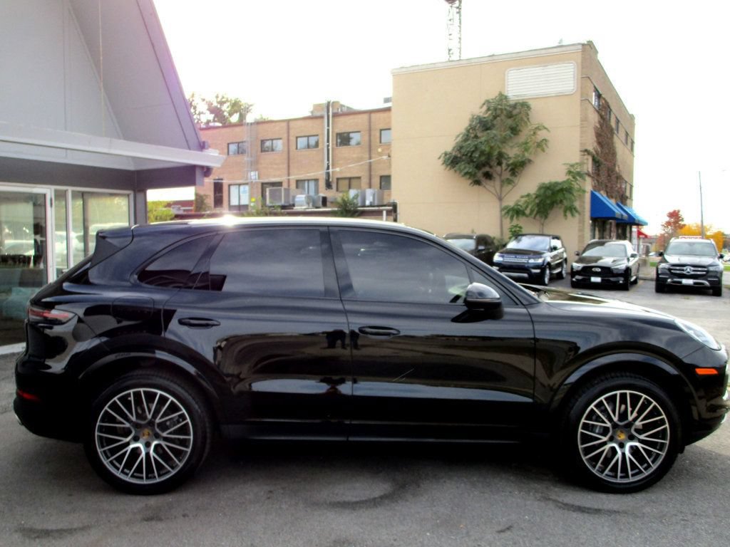 Used 2019 Porsche Cayenne AWD/4WD image 11