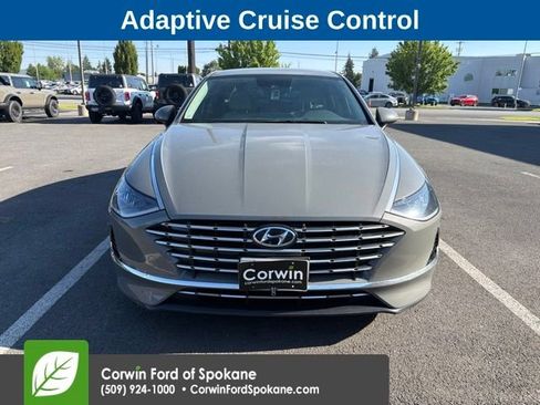 Used 2020 Hyundai Sonata SEL FWD image 2