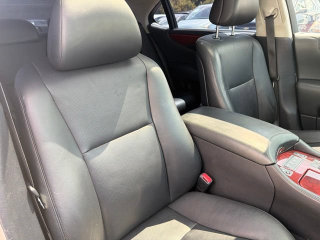 Used 2007 Lexus LS 460 L RWD image 28