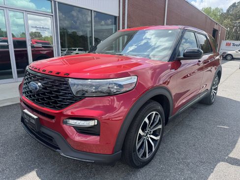 Used 2022 Ford Explorer ST-Line image 5