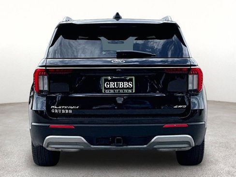Used 2025 Ford Explorer Platinum w/ LUX Leather Package AWD/4WD image 5