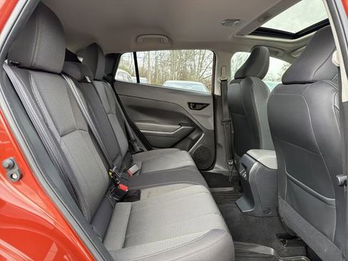 Used 2024 Subaru Crosstrek 2.0i Premium image 16