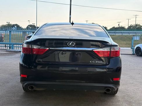 Used 2013 Lexus ES 350 w/ Luxury Pkg FWD image 4