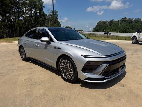 Certified 2024 Hyundai Sonata Limited FWD image 7