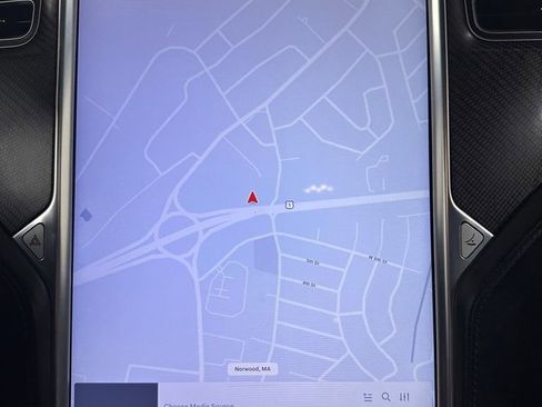 Used 2016 Tesla Model X Performance image 20