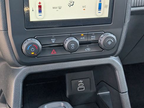 New 2025 Ford Ranger XL w/ Trailer Tow Package image 27