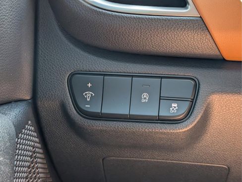 Used 2024 Kia Seltos EX AWD/4WD image 22