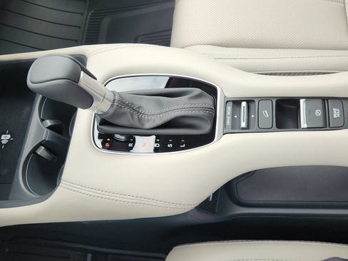 New 2027 Honda HR-V EX-L image 24