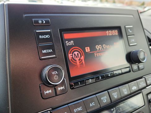 Used 2020 Honda Odyssey LX image 21