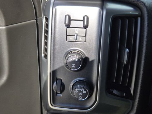 Used 2019 Chevrolet Silverado 2500 LT image 20