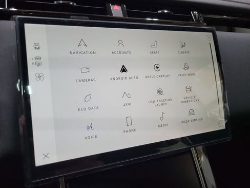 New 2026 Land Rover Range Rover Velar Dynamic SE image 30