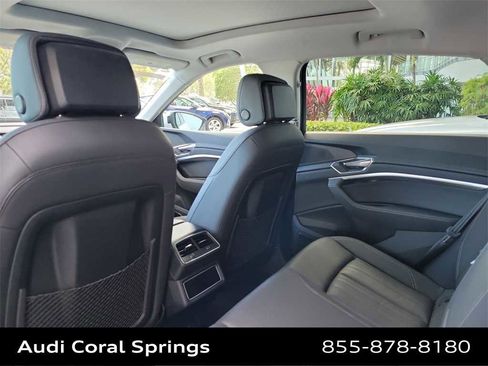 Certified 2022 Audi e-tron Premium Plus image 12