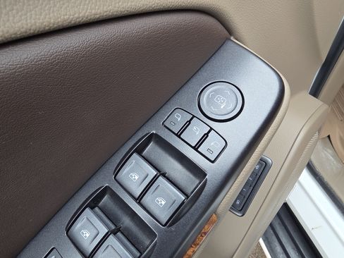 Used 2019 Chevrolet Tahoe Premier image 15