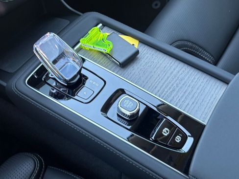 New 2026 Volvo XC90 B6 Ultra w/ Protection Package Premier image 13