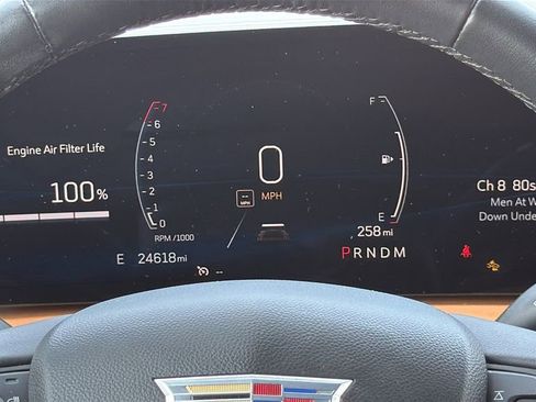 Used 2024 Cadillac XT4 Premium Luxury FWD image 20