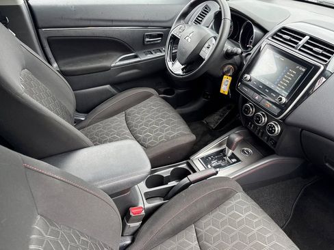 Used 2025 Mitsubishi Outlander Sport ES AWD/4WD image 16