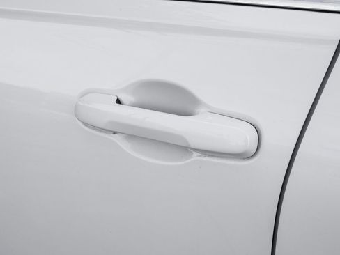 Used 2023 Honda Pilot EX-L image 54