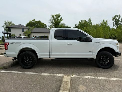 Used 2017 Ford F150 XLT w/ Equipment Group 302A Luxury AWD/4WD image 4