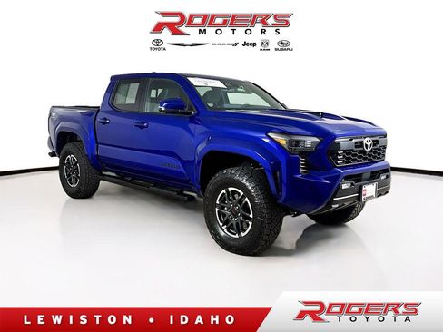 Certified 2025 Toyota Tacoma TRD Sport w/ TRD Sport Premium Package AWD/4WD image 1